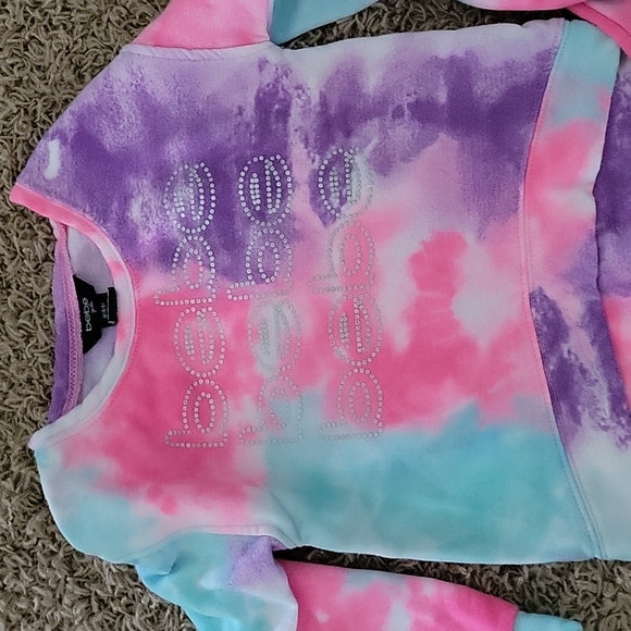 7/$25. Girls outfit - Picture 2 of 3